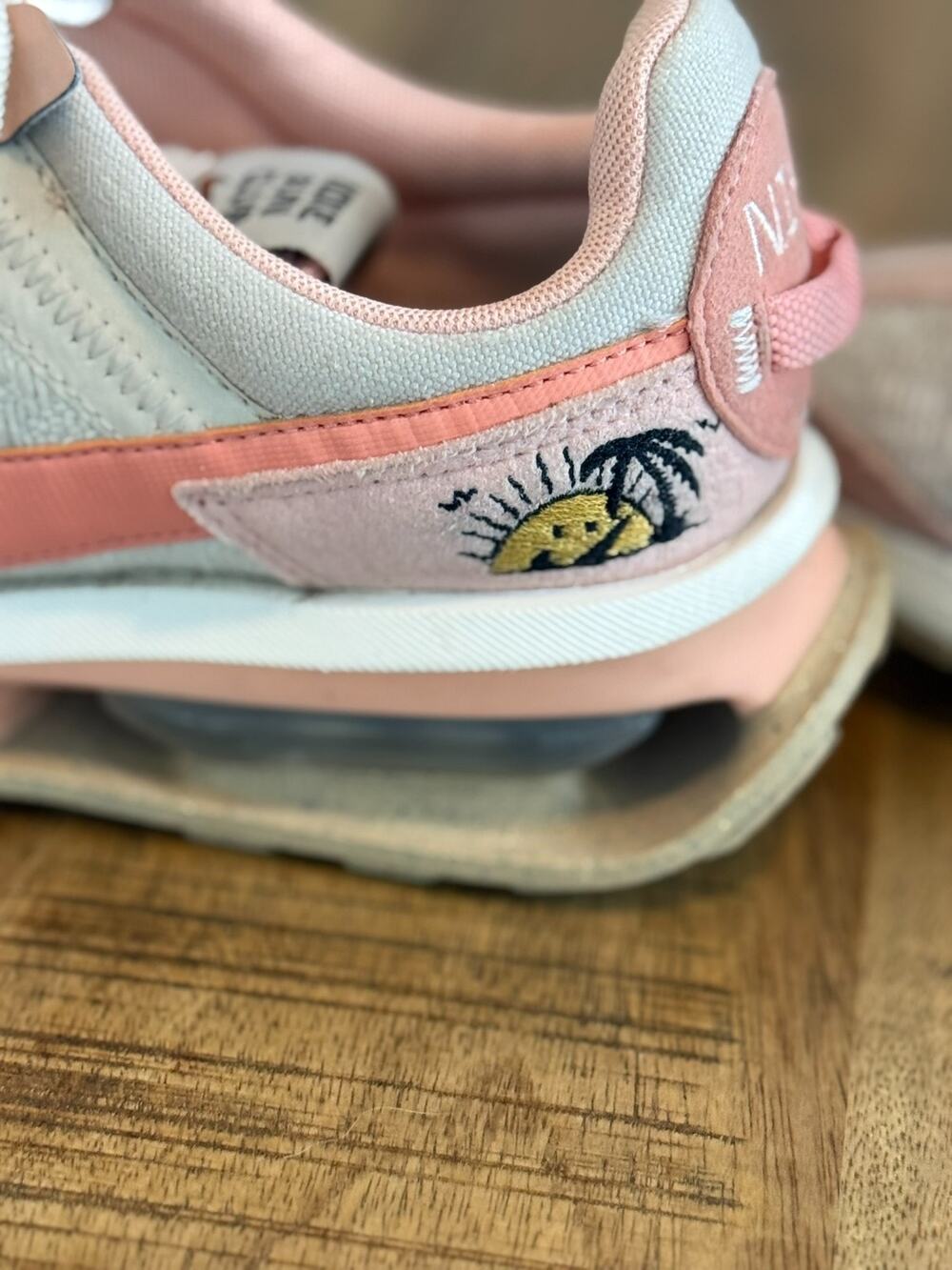 Nike Air Max Pre-Day Sun Club Womens Size 6.5 White Pink Sneakers DJ9984-101